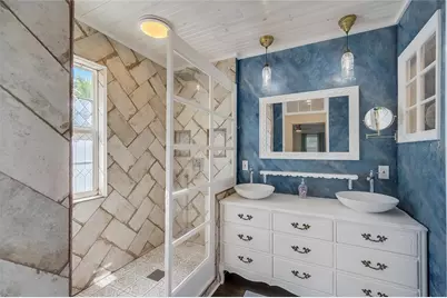 426 Eagles Nest Lane, Sarasota, FL 34243 - Photo 19