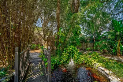 426 Eagles Nest Lane, Sarasota, FL 34243 - Photo 41