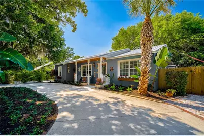 426 Eagles Nest Lane, Sarasota, FL 34243 - Photo 9