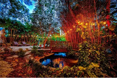 426 Eagles Nest Lane, Sarasota, FL 34243 - Photo 3