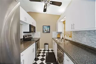 7206 29th Ave Dr W, Bradenton, FL 34209 - Photo 17