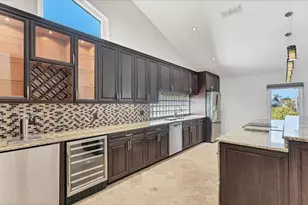 4704 Coral Lake Dr, Bradenton, FL 34210 - Photo 15