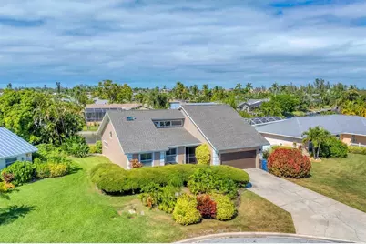 4704 Coral Lake Drive, Bradenton, FL 34210 - Photo 1