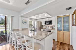 1104 W Faith Cir, Bradenton, FL 34212 - Photo 3