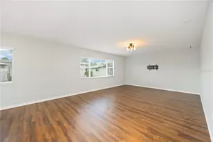 85 Strathmore Blvd, Sarasota, FL 34233 - Photo 11