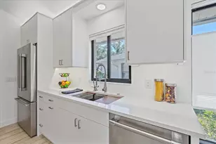 1684 Pintail Way, Sarasota, FL 34231 - Photo 13