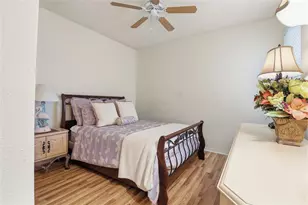 5230 Hyland Hills Ave, Sarasota, FL 34241 - Photo 23