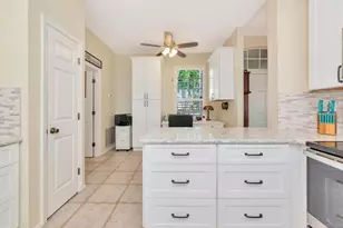 5312 52nd Ave W, Bradenton, FL 34210 - Photo 9