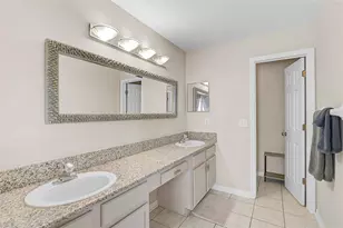 4640 Sanibel Way, Bradenton, FL 34203 - Photo 15