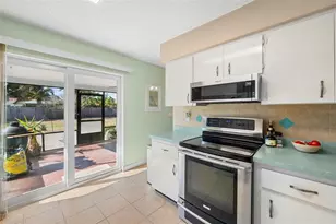 420 46th St NW, Bradenton, FL 34209 - Photo 11