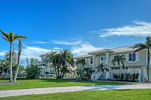 6473 Gulf of Mexico Dr, Longboat Key, FL 34228 - Photo 3