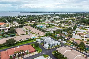 7210 27th Ave Dr W, Bradenton, FL 34209 - Photo 1