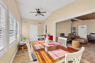 2832 Novus St, Sarasota, FL 34237 - Photo 15