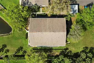 7407 29th Ave Dr W, Bradenton, FL 34209 - Photo 3