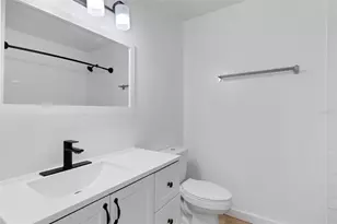 5356 Castleman Dr, Sarasota, FL 34232 - Photo 25