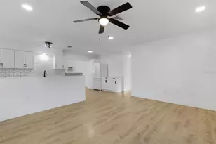 5356 Castleman Dr, Sarasota, FL 34232 - Photo 5