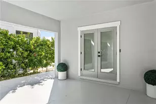 1905 4th St W, Palmetto, FL 34221 - Photo 5