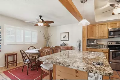 2447 Clubhouse Circle #203, Sarasota, FL 34232 - Photo 11