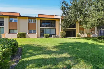 2447 Clubhouse Circle #203, Sarasota, FL 34232 - Photo 39