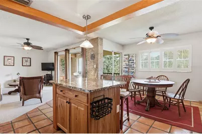 2447 Clubhouse Circle #203, Sarasota, FL 34232 - Photo 5