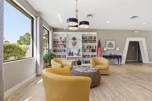 2447 Clubhouse Cir, Sarasota, FL 34232 - Photo 31