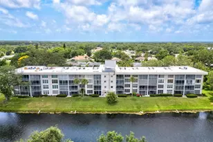 7461 W Country Club Dr N, Sarasota, FL 34243 - Photo 55