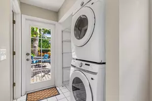 1231 S Orange Ave, Sarasota, FL 34239 - Photo 29