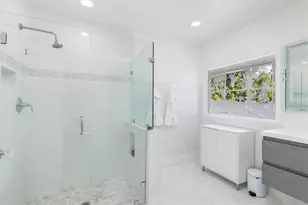 1231 S Orange Ave, Sarasota, FL 34239 - Photo 17