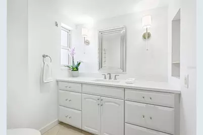 435 S Gulfstream Avenue #1004, Sarasota, FL 34236 - Photo 25