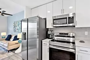 1709 N Tamiami Trl, Sarasota, FL 34234 - Photo 15