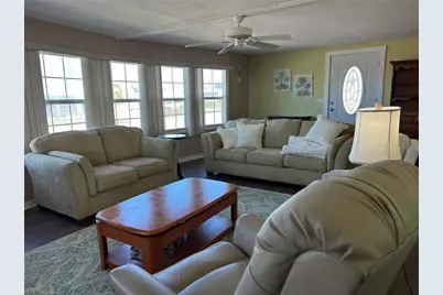 4775 Tri Par Drive, Sarasota, FL 34234 - Photo 9