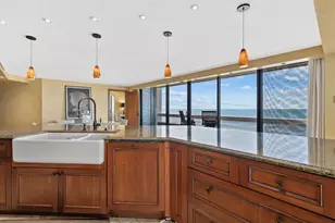 5400 Ocean Blvd, Sarasota, FL 34242 - Photo 9