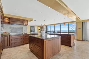 5400 Ocean Blvd, Sarasota, FL 34242 - Photo 5