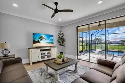 15018 Oxford Grey Drive, Bradenton, FL 34211 - Photo 9