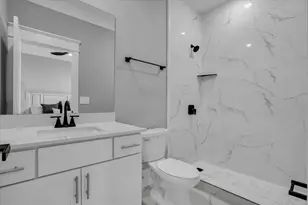 15018 Oxford Grey Dr, Bradenton, FL 34211 - Photo 13