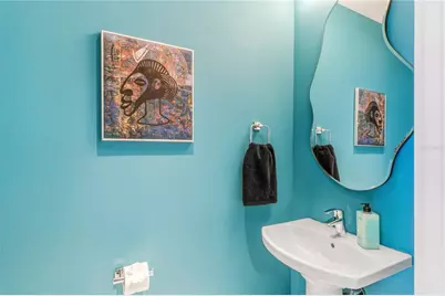 111 S Pineapple Avenue #905, Sarasota, FL 34236 - Photo 19