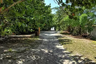 5950 Midnight Pass Rd, Sarasota, FL 34242 - Photo 33