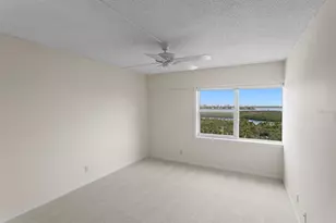 1750 Benjamin Franklin Dr, Sarasota, FL 34236 - Photo 23