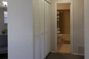 400 Base Ave E, Venice, FL 34285 - Photo 11