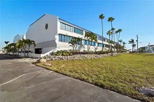 1007 Gulf Dr N, Bradenton Beach, FL 34217 - Photo 53