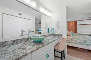 1007 Gulf Dr N, Bradenton Beach, FL 34217 - Photo 9