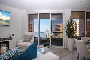 1211 Gulf of Mexico Dr, Longboat Key, FL 34228 - Photo 11
