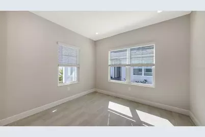 18131 Franklin Park Court, Venice, FL 34293 - Photo 9