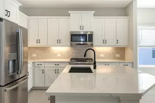 18131 Franklin Park Ct, Venice, FL 34293 - Photo 17