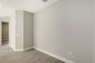 18131 Franklin Park Ct, Venice, FL 34293 - Photo 21