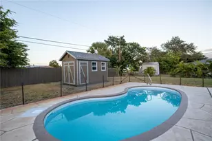 128 Bedford Dr NE, Port Charlotte, FL 33952 - Photo 41