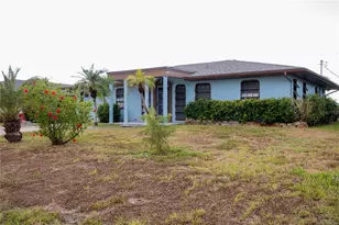 128 Bedford Dr NE, Port Charlotte, FL 33952 - Photo 3