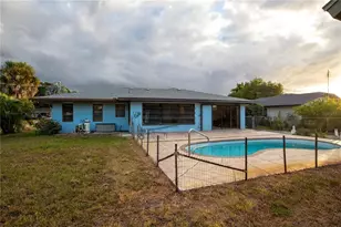 128 Bedford Dr NE, Port Charlotte, FL 33952 - Photo 7