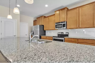 2830 Oriole Drive, Sarasota, FL 34243 - Photo 13