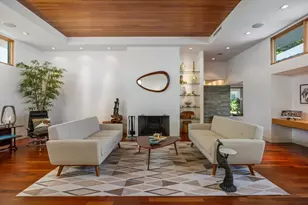 1739 Cherokee Dr, Sarasota, FL 34239 - Photo 9